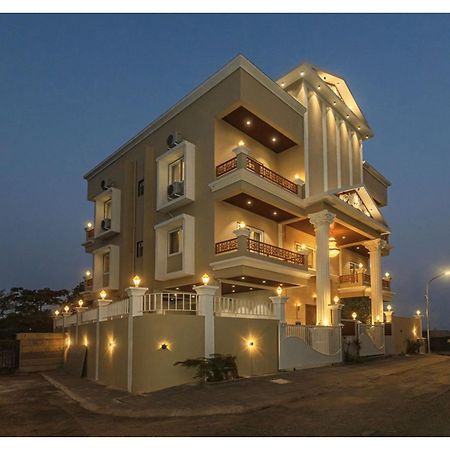 Mountain Glory 8Bhk By Tensorstays, Pool & Theater Igatpuri Εξωτερικό φωτογραφία